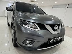 Nissan X-TRAIL 2.0 CVT ABS 4WD Sunroof 2016 Grey Rear Entertainment